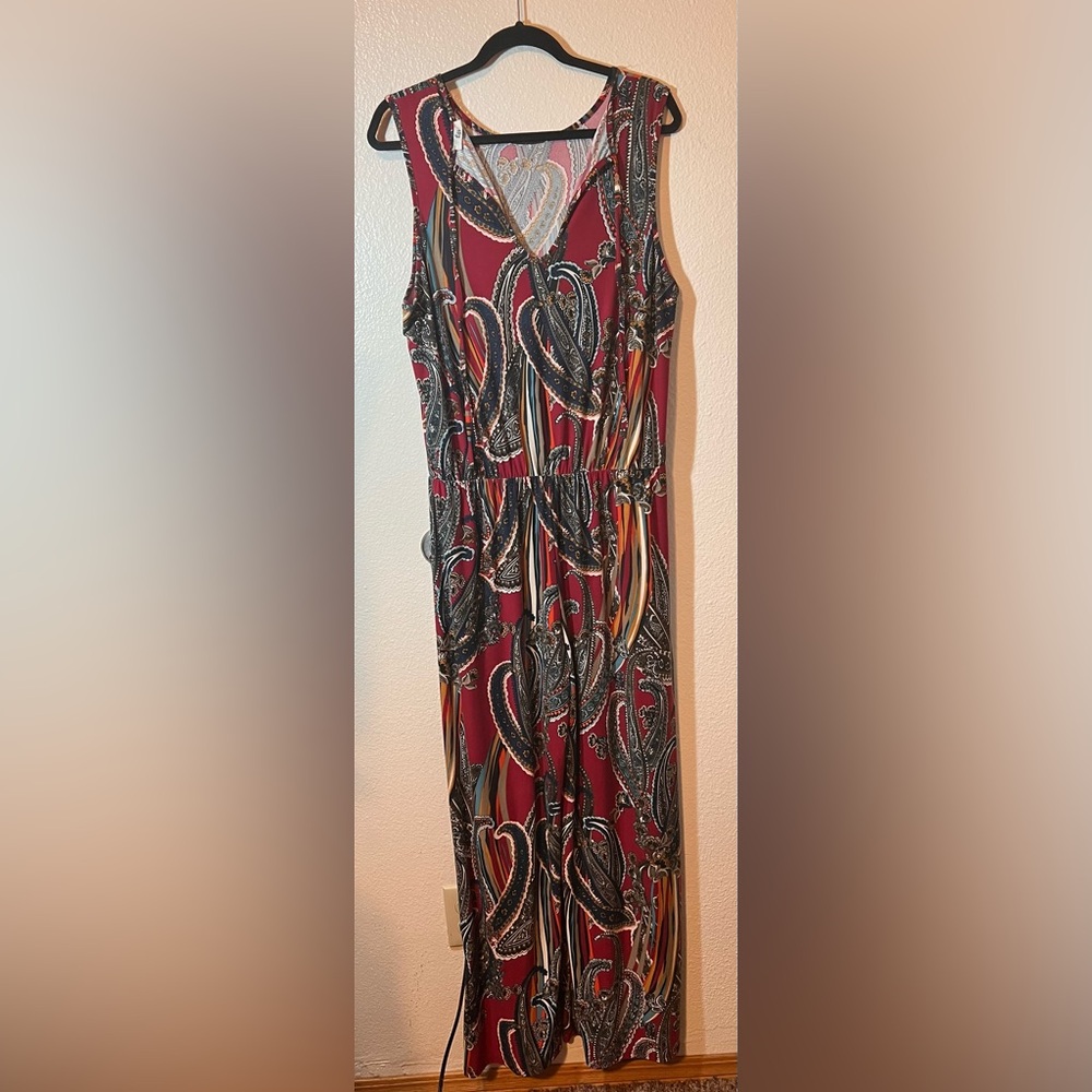 Paisley Burgundy Print Wide-Leg Jumpsuit (14-16) - Picture 4 of 9
